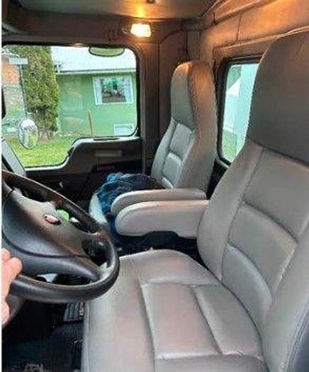 Used 2023 KENWORTH T440