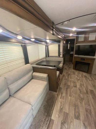 Used 2020 Keystone Cougar 27SABWE