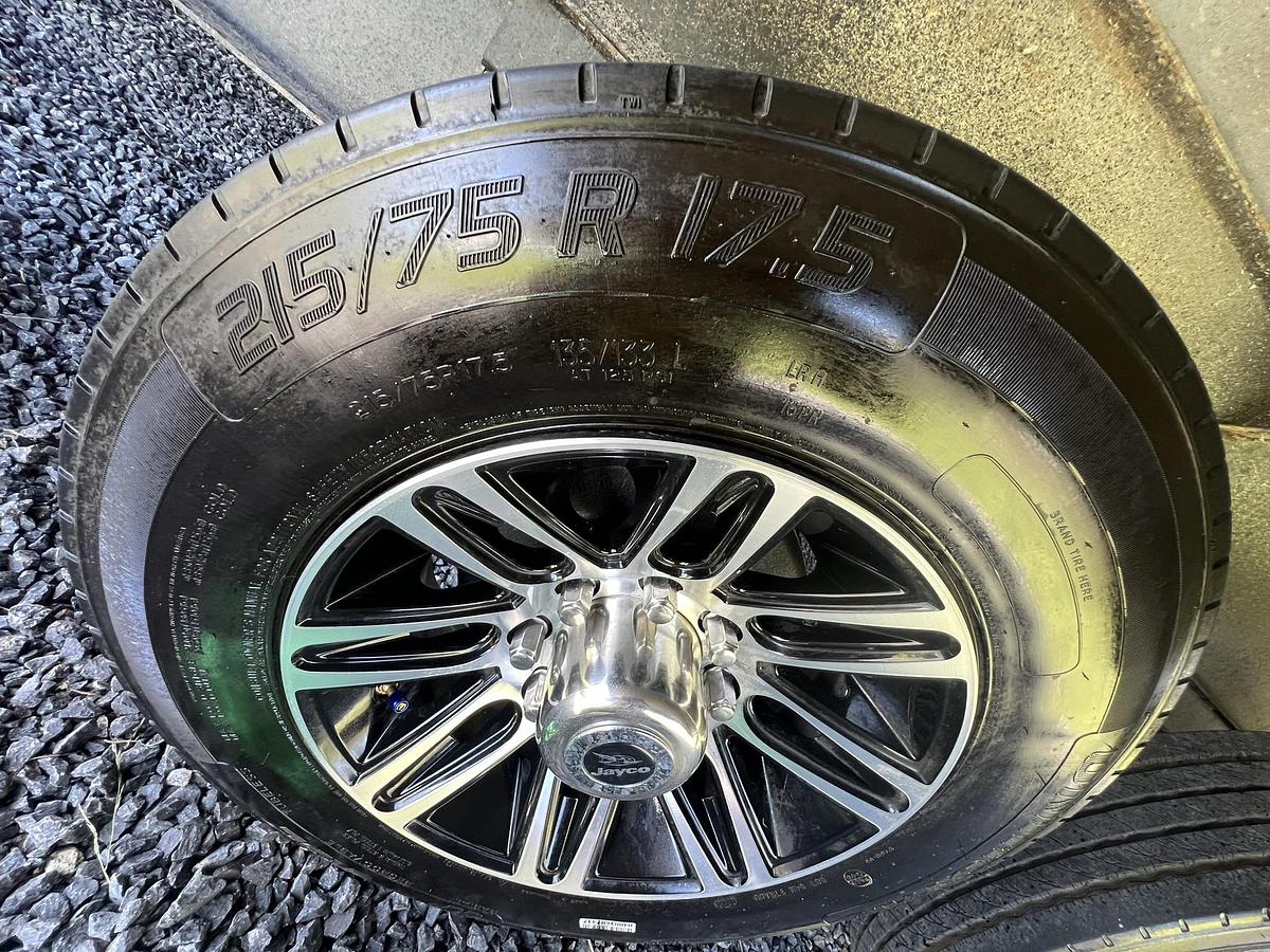 Used 2023 Jayco North Point 390CKDS Fifth Wheel