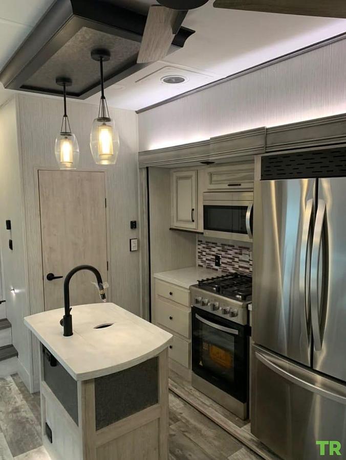 Used 2022 Forest River Sandpiper Luxury 391FLRB