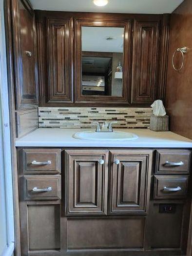 Used 2017 Thor Motor Coach Palazzo 36.3