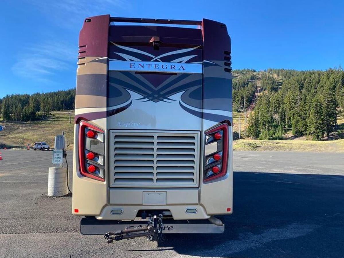 Used 2017 Entegra Aspire 42DEQ