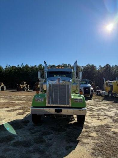 Used 2016 KENWORTH W900