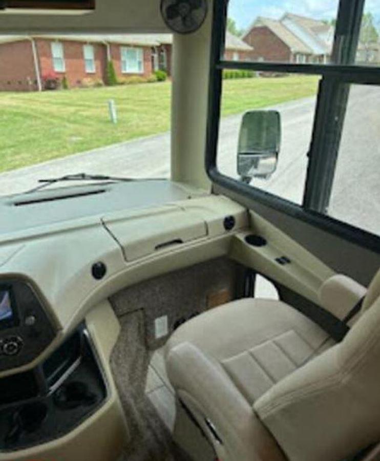 Used 2018 Tiffin Motorhomes Open Road 36LA Class A Motorhome