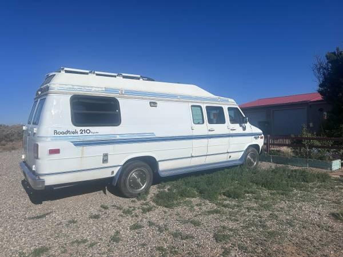 Used 1993 Chevrolet Roadtrek 210