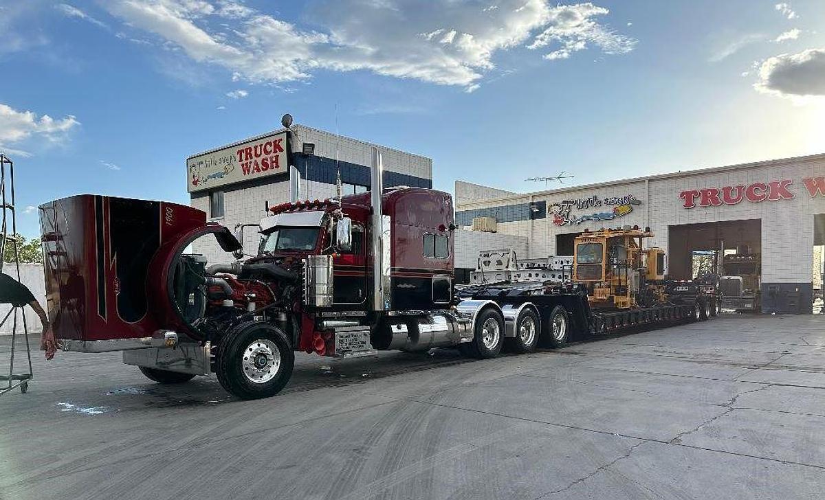 Used 2019 Peterbilt 389