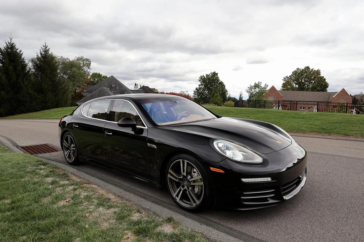 Used 2014 Porsche Panamera 4s Executive