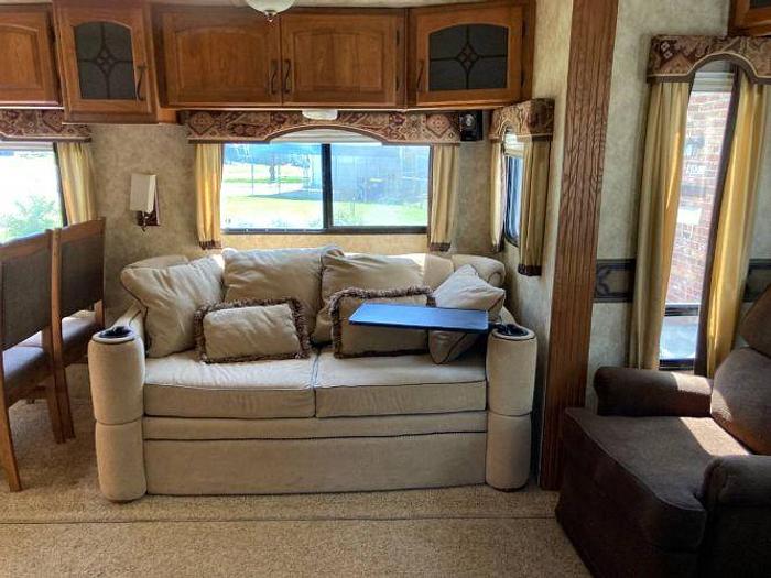 Used 2012 Keystone Montana 3400RL