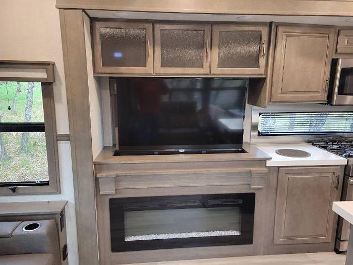 Used 2023 Grand Design SOLITUDE 373FB