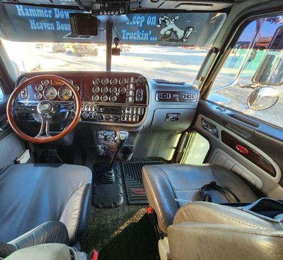 Used 2014 Peterbilt 389