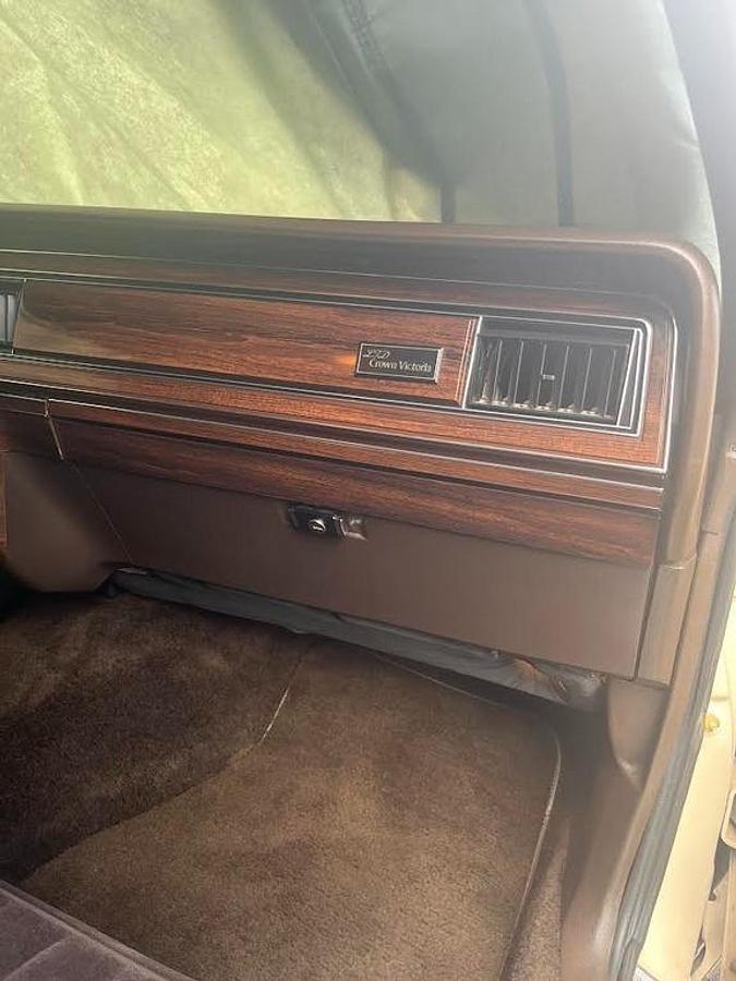 Used 1986 Ford Crown Victoria