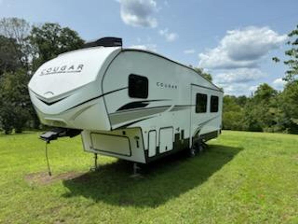 Used 2024 Keystone Cougar Sport 2400RE