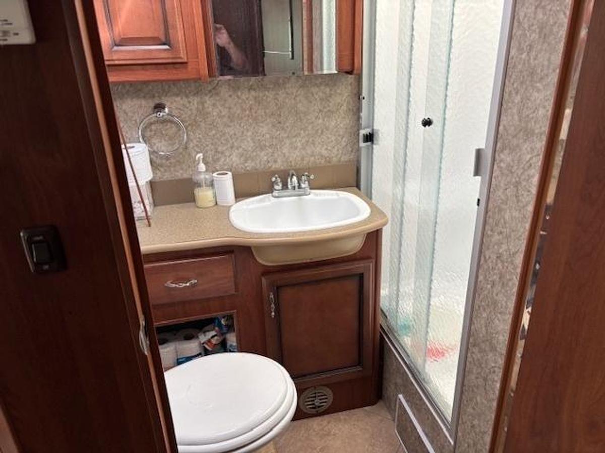 Used 2015 Fleetwood Storm 28MS Class A Motorhome