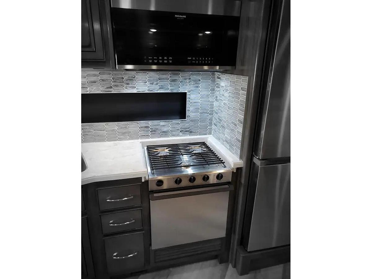 Used 2022 Fleetwood Bounder 35K