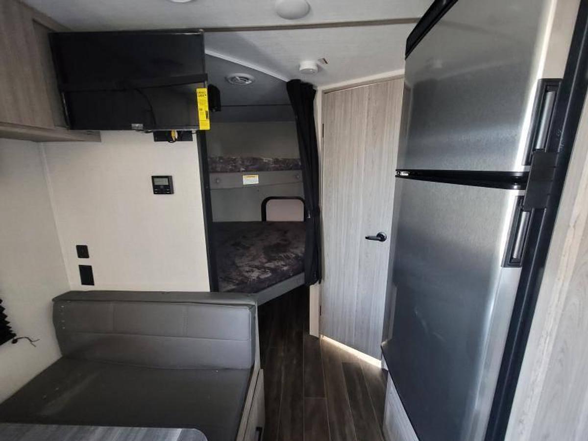 Used 2022 Keystone Passport 219BH