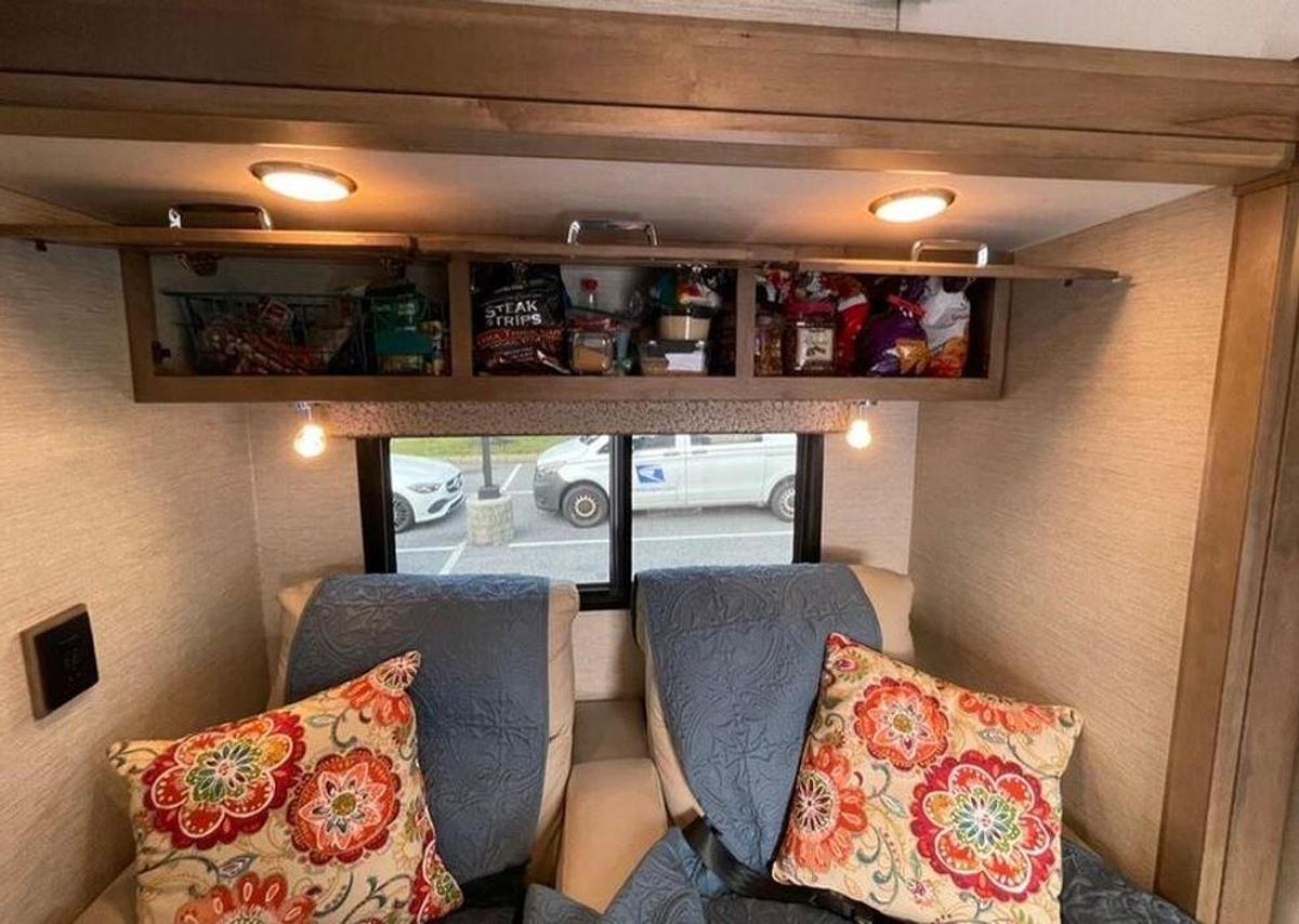 Used 2022 Tiffin Motorhomes Wayfarer 25RW Class C Motorhome