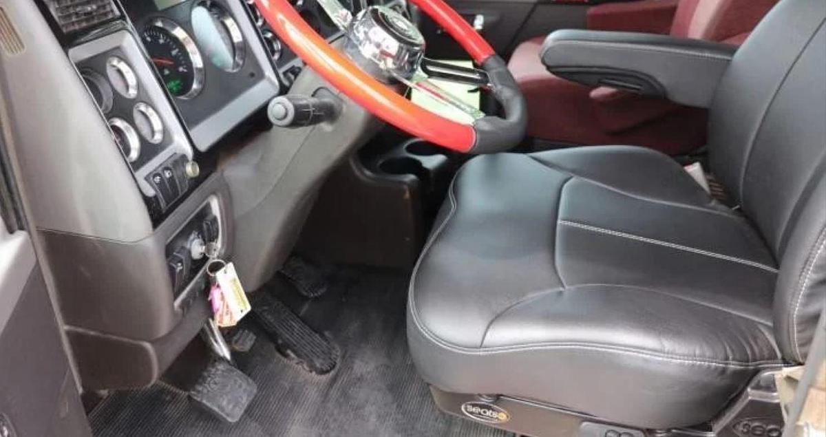 Used 2013 Kenworth T800