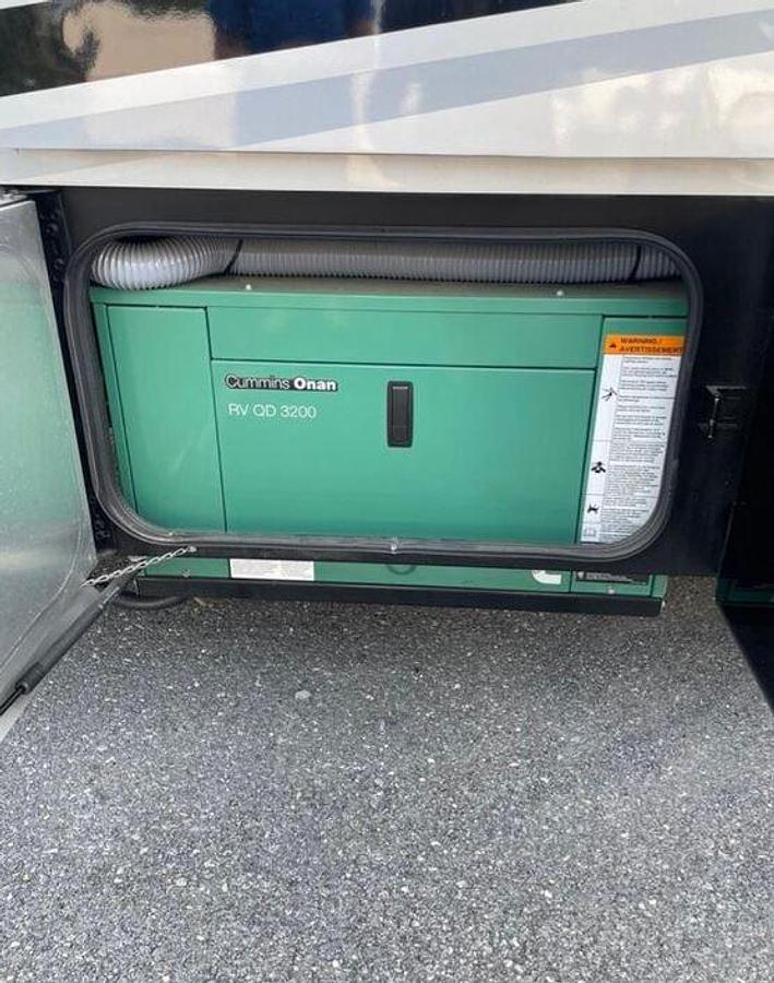 Used 2022 Tiffin Motorhomes Wayfarer 25RW Class C Motorhome