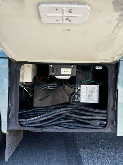 Used 2004 Winnebago Journey WKP39K