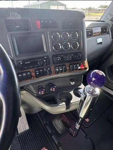 Used 2020 KENWORTH W990