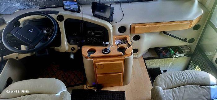 Used 2006 Tiffin Motorhomes Phaeton 40QDH