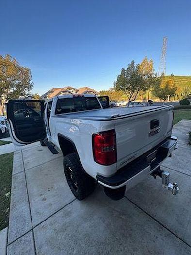 Used 2015 GMC Sierra 2500HD available WiFi Denali