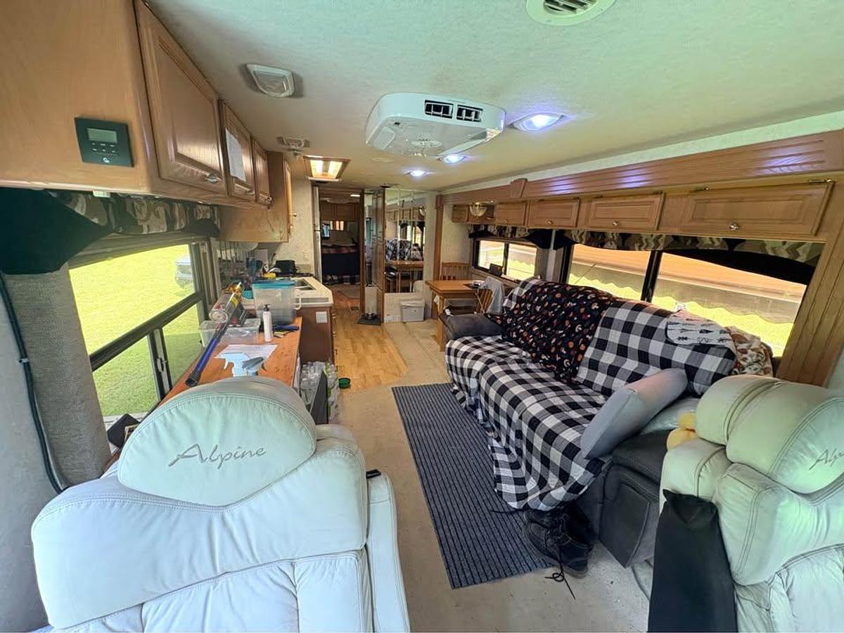 Used 2000 Alpine Coach Limited 38FDDS