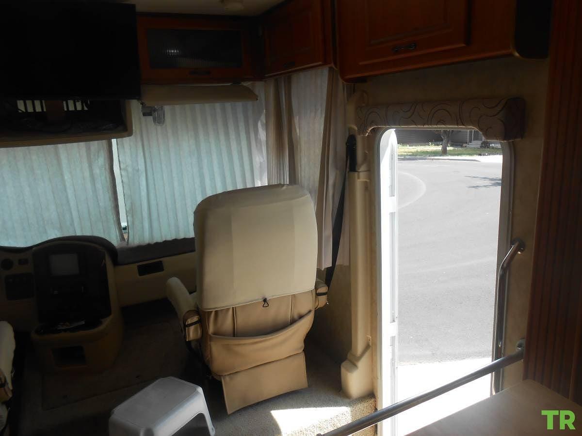Used 2008 Damon Challenger Class A Motorhome