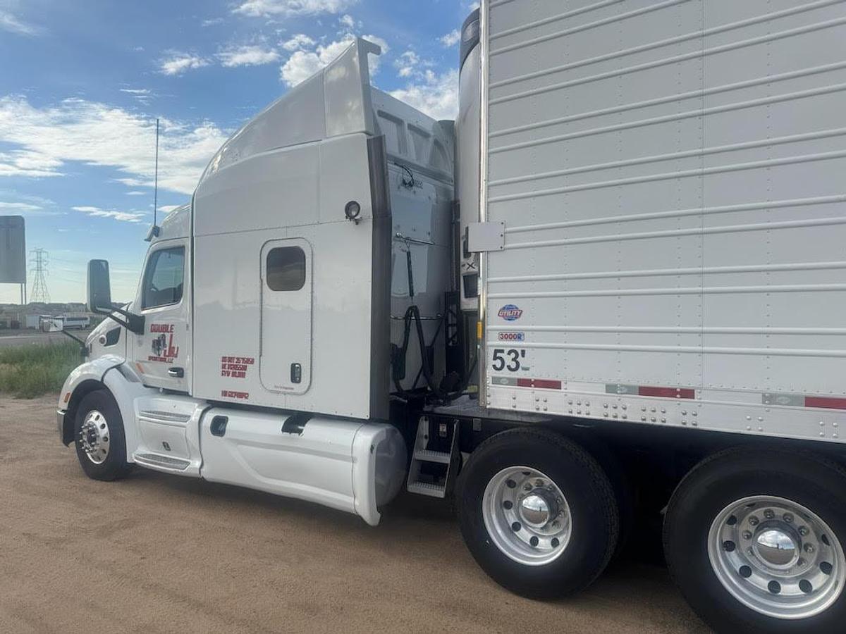 Used 2016 Peterbilt 579 and 2013 Wabash Reefer Trailer