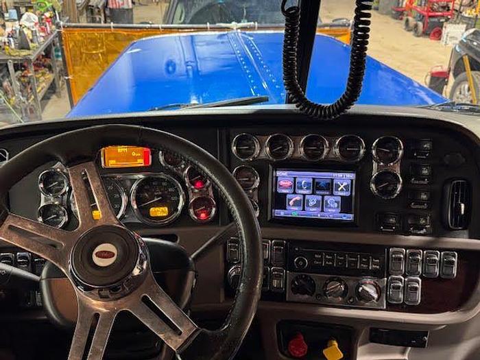 Used 2013 Peterbilt 388