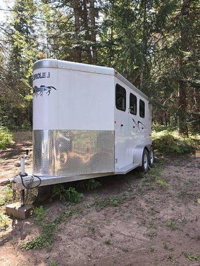 Used 2013 Circle J Bronco 3 Horse Slant Trailer