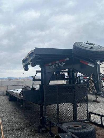 Used 2023 TEXAS PRIDE Gooseneck FB Trailer