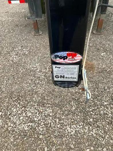 Used 1992 Harmon Gooseneck Trailer