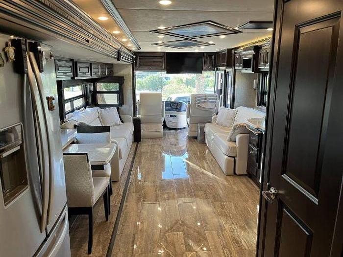 Used 2020 Newmar Dutch Star 4369