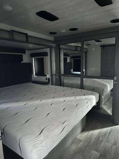 Used 2021 Keystone Montana 3761FL