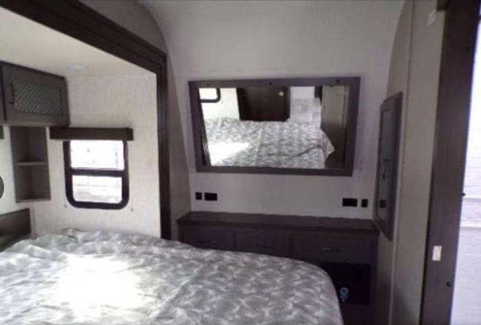 Used 2022 Grand Design Momentum 29G