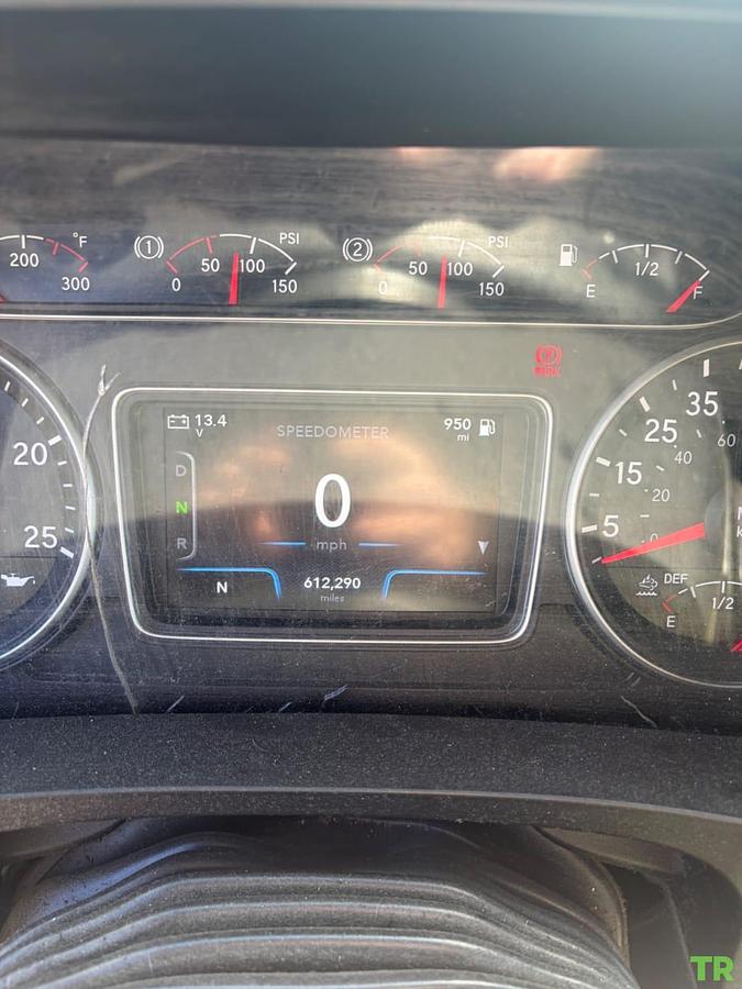 Used 2019 International LT Semi Truck