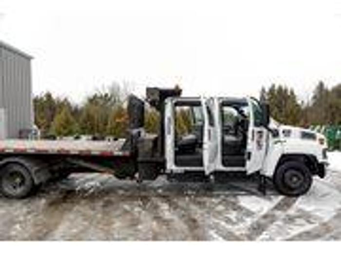 Used 2007 GMC 5500 Crewcab Roll Off Truck