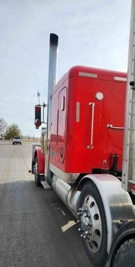 Used 2012 Peterbilt 389