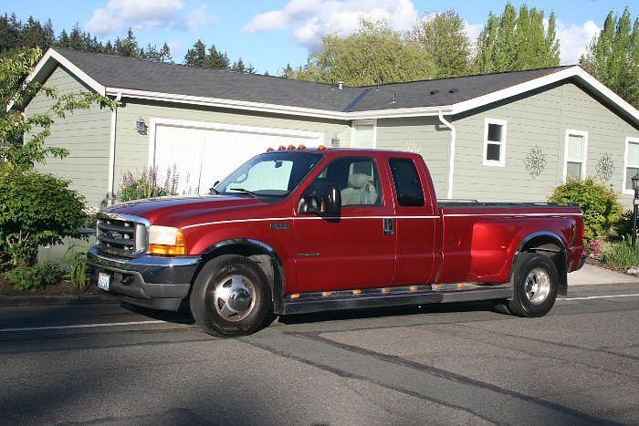 Used 2001 Ford Super Duty F-350 DRW Lariat
