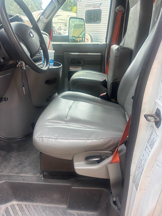 Used 2015 Ford E350 Box Truck