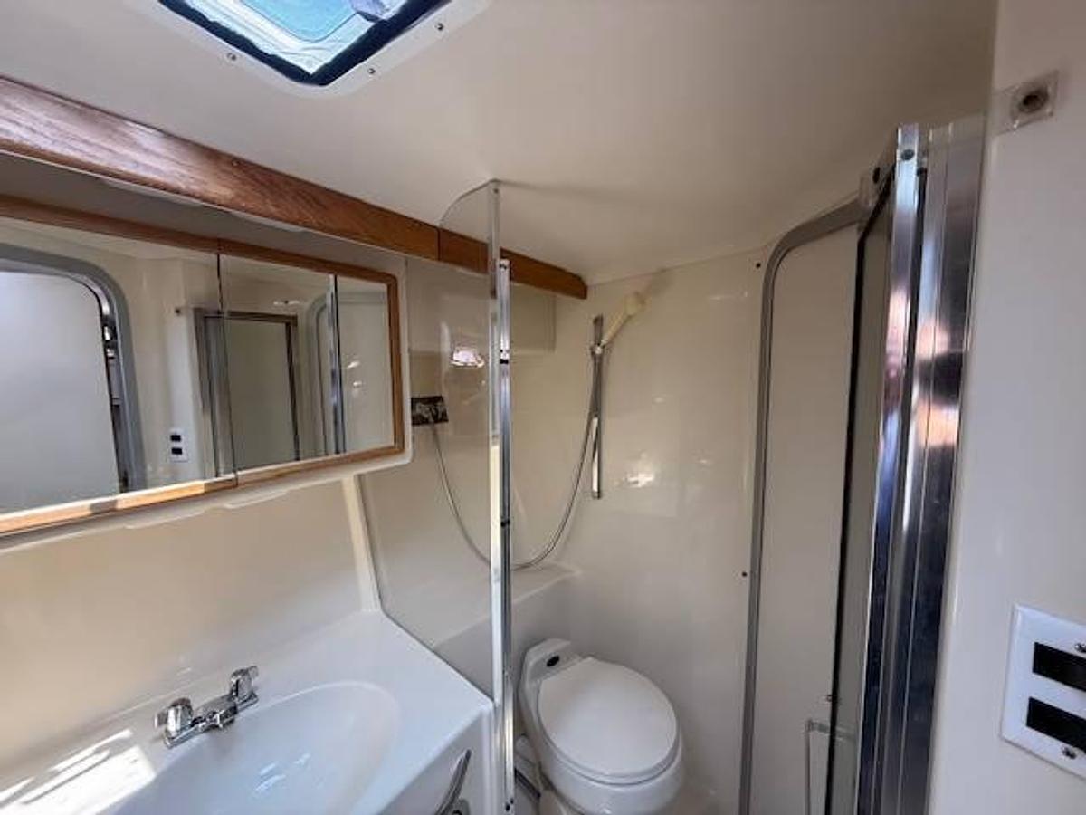 Used 1994 Sea Ray 370 Sundancer Powerboat