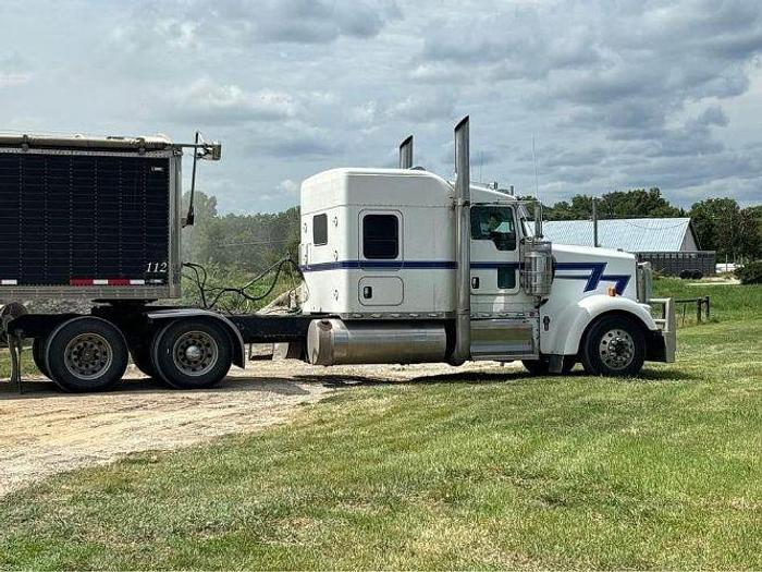 Used 2016 KENWORTH W900
