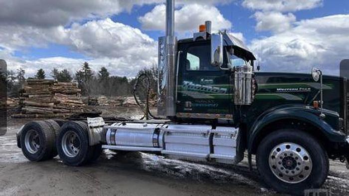 Used 2017 WESTERN STAR 4900FA