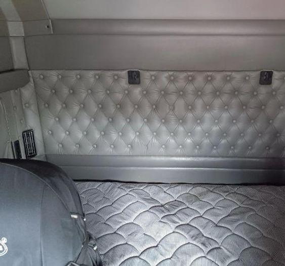 Used 2006 KENWORTH W900