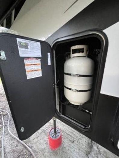 Used 2023 Alliance RV Valor 42V13