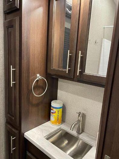 Used 2019 Jayco North Point 379DBFS