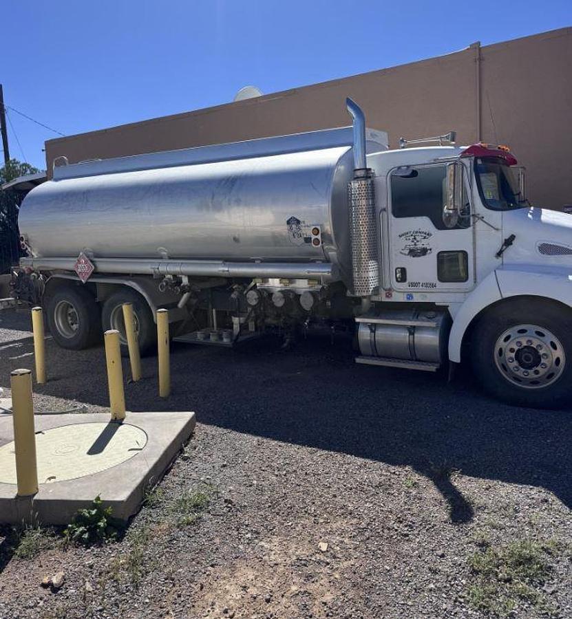Used 2003 Kenworth T300 Fuel Tank Truck