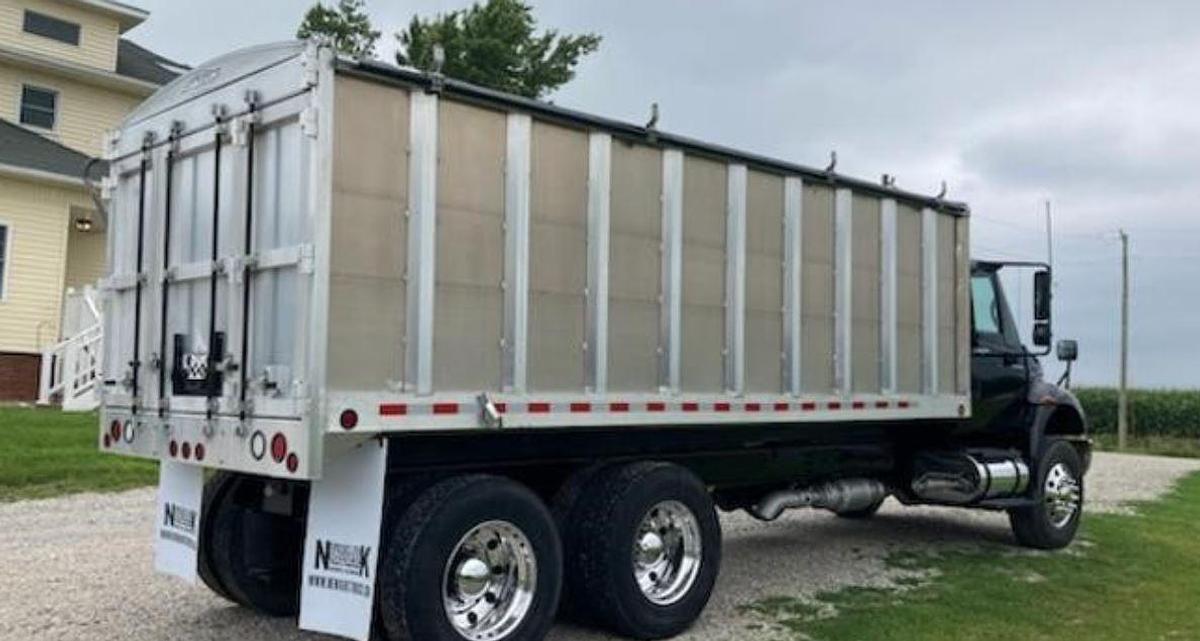 Used 2010 International Durastar 4400