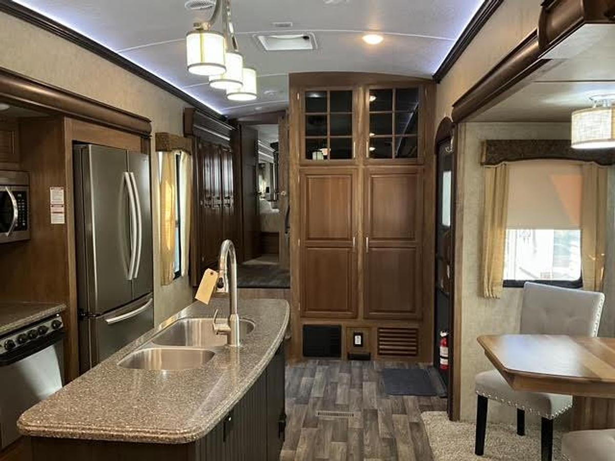 Used 2017 Keystone Montana 3721RL Fifth Wheel